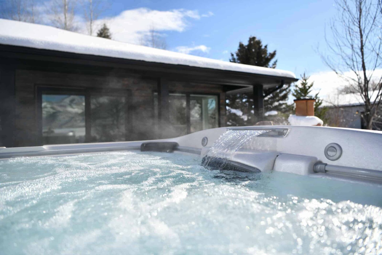 Service - All Seasons Spas jacuzzi water